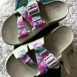 NWT Chaco Chillos Sandals Kids Size 2M Tie Dye